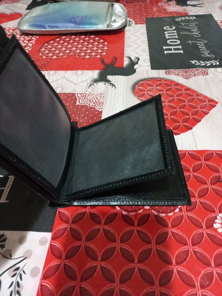 Siyah Minimalist Erkek Cüzdanı - Görsel 4