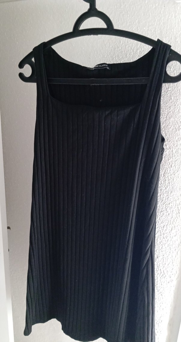 Siyah diz boyunda Elbise - Görsel 2