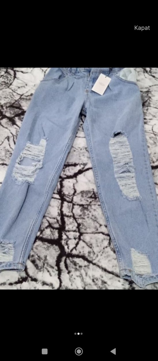 Gevşek Kesim Kadın Yırtık Kot Pantolon - Görsel 2