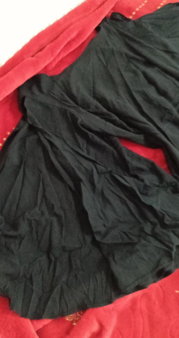 V yaka kadın elbise - Görsel 3