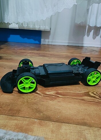 Oyuncak yarı RC araba başlangıç seviyesi için drift şase 