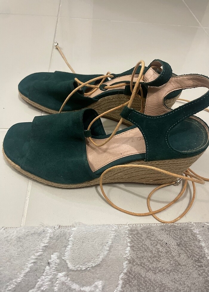 Dolgu topuk oysho ayakkabı - Görsel 2