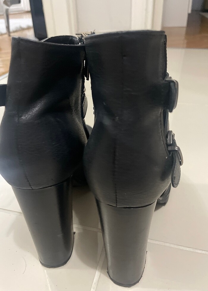 Topuklu bot - Görsel 2