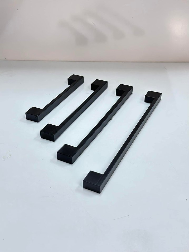 Siyah mobilya kulp - Görsel 3