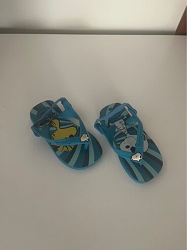 Havaianas 22 numara parmak arası terlik
