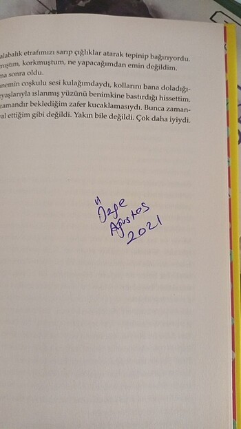 Beden Karanlığın Şarkısı Ciltli