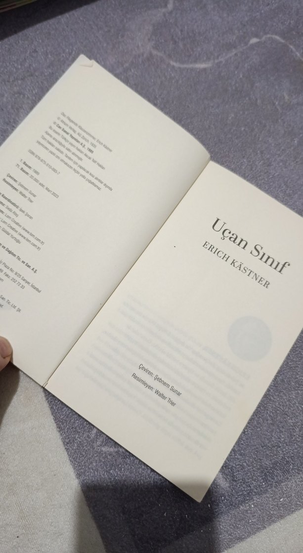 Uçan Sınıf - Erich Kästner - Görsel 3