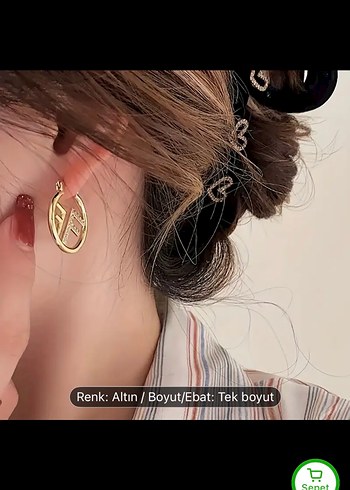 Beden altın Renk Fendi küpe Altın Renk Mini İşlemeli Küpe