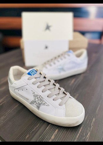 Golden Goose Deluxe 39