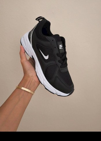 38 Beden Nike unisex spor ayakkabı