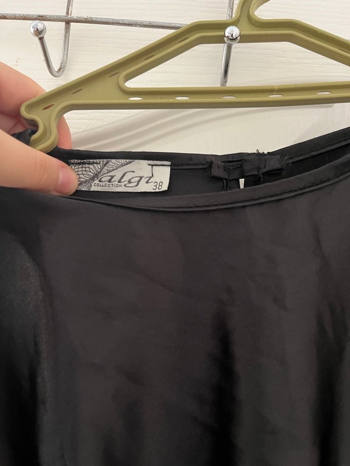 Siyah Parlak Uzun Kadın Abiye Elbise - Görsel 4