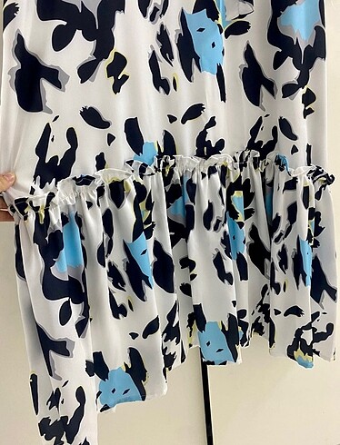 Beyaz saten şık elbise - Görsel 6