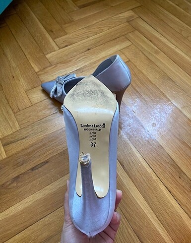 Gri şık topuklu ayakkabı - Görsel 3