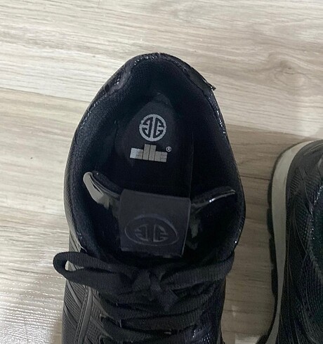 Elle erkek siyah ayakkabı - Görsel 4