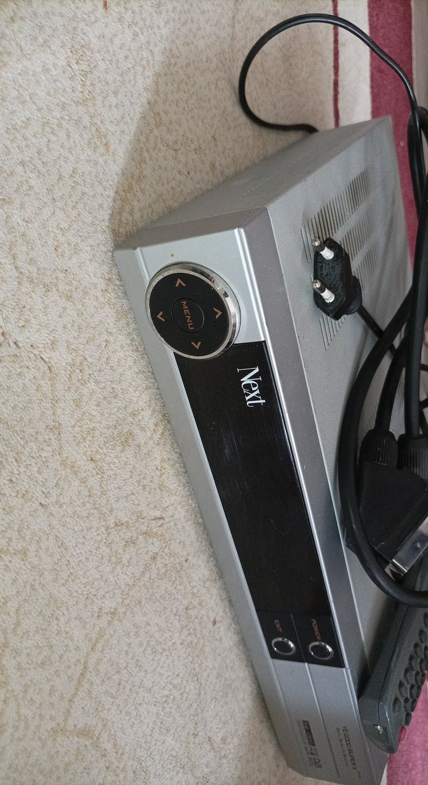 Next Uydu Alıcısı ve Kumanda - Görsel 4