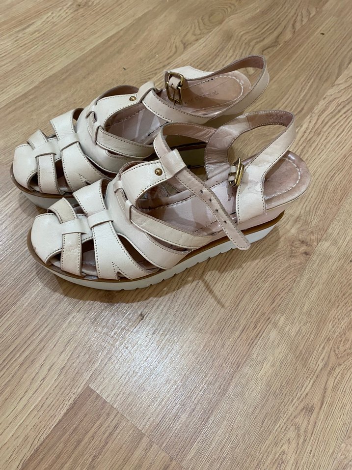 Beyaz Tokalı Kadın Dolgu Topuklu Ayakkabı - Görsel 2