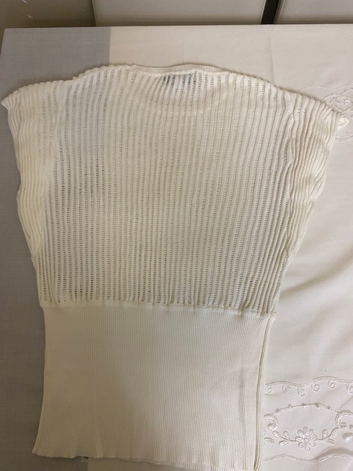 Beyaz Keten Pliseli Kısa Kollu Kadın Kazak - Görsel 5