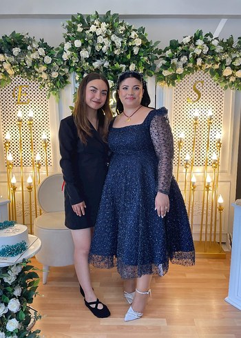 Abiye Boncuk İşlemeli Lacivert Uzun Kollu Abiye Elbise