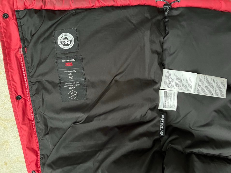 Levis Kırmızı Siyah Kapüşonlu Erkek Kış Montu - Görsel 2