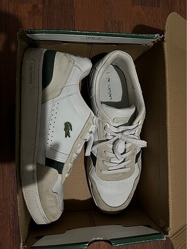Lacoste 44