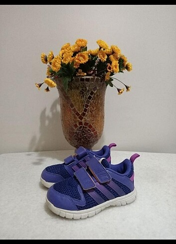 25 Beden Adidas kız çocuk ayakkabı 