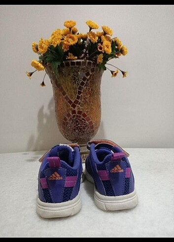25 Beden mor Renk Adidas kız çocuk ayakkabı 