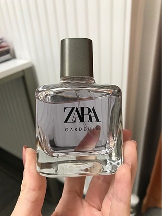 Zara gardenia parfüm