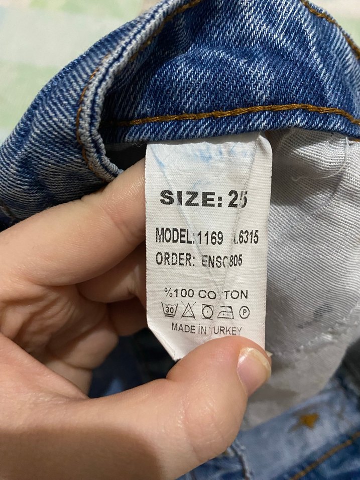 YırtmaçlıDesenli Mavi Bol Kesim Kadın Jean - Görsel 3