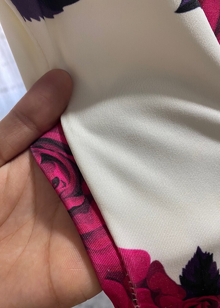 Çiçekli elbise - Görsel 3