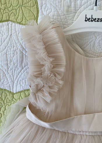 Ekru Fırfırlı Askılı Kız Çocuk Elbise - Görsel 5