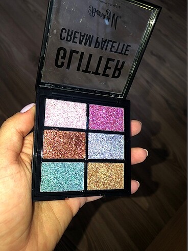 Glitter cream palette