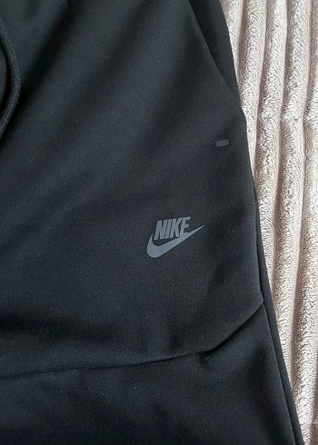 Nike tech M beden defosuz 1 kere giyildi - Görsel 5