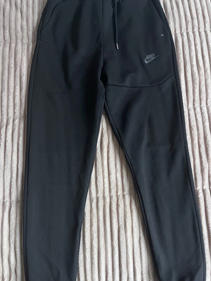 Nike tech M beden defosuz 1 kere giyildi - Görsel 2