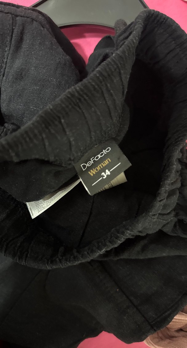 Siyah Keten Şort - Görsel 3