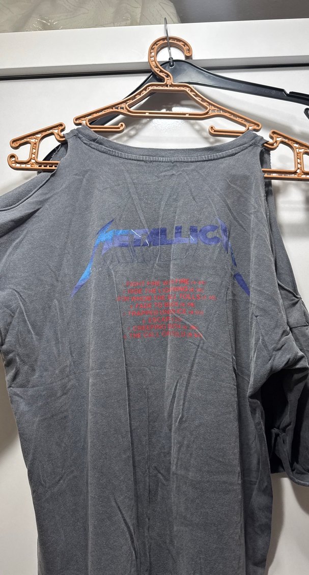 Metallic Baskılı Gri Rock Punk Tişört - Görsel 5