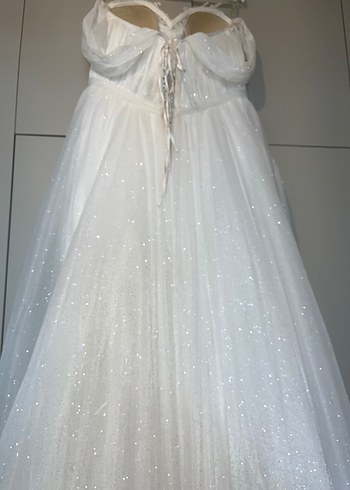 Dai Marka Tüllü Düşük Omuzlu Gelinlik - Görsel 12