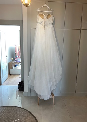 Dai Marka Tüllü Düşük Omuzlu Gelinlik - Görsel 11