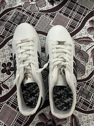 Adidas 43 numara sıfır ayakkabı