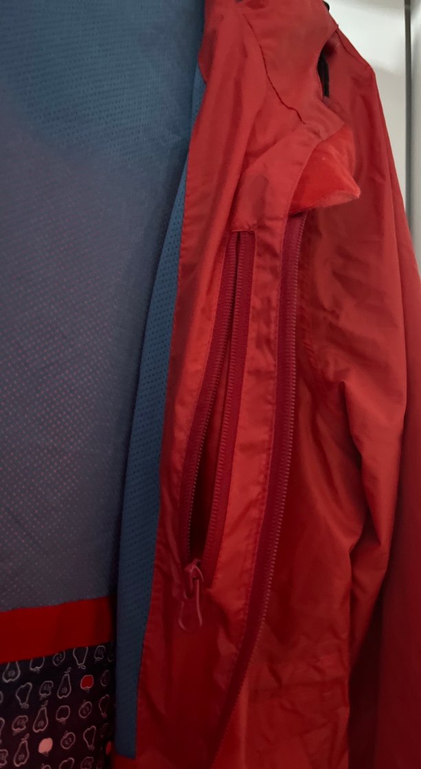 Kırmızı Midi Boy Düğmeli Kadın Yağmurluk - Görsel 5