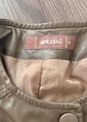 Düğmeli Kısa Kahverengi Deri Ceket - Görsel 3