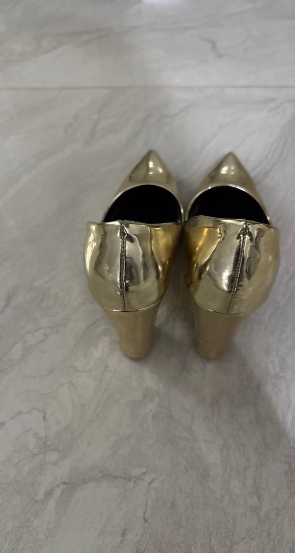 Bertocci Altın Rengi Tokalı Stiletto - Görsel 4