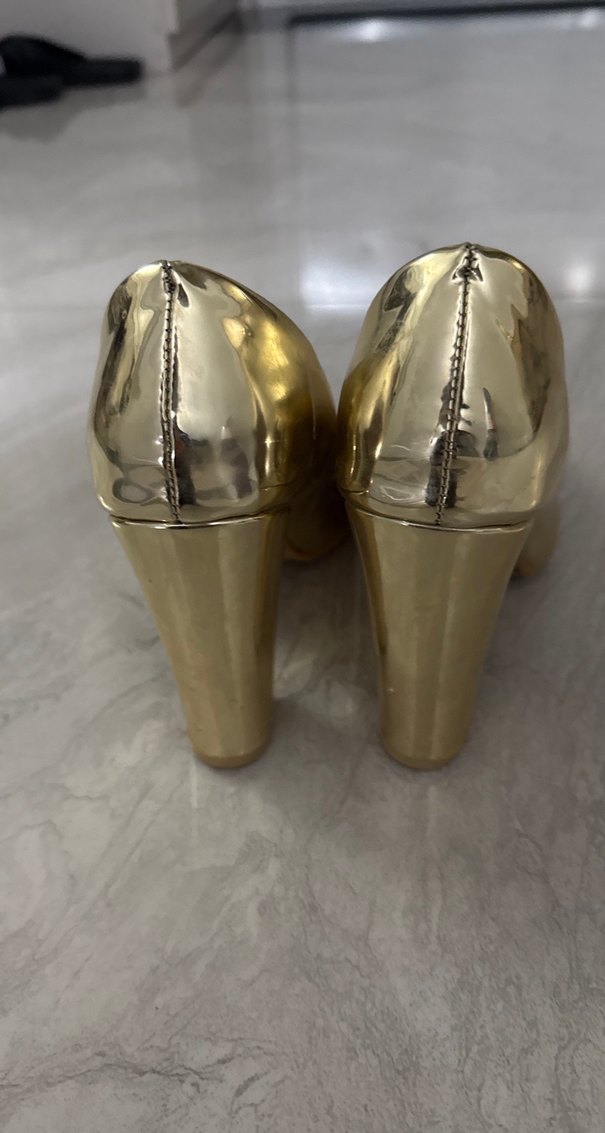 Bertocci Altın Rengi Tokalı Stiletto - Görsel 5