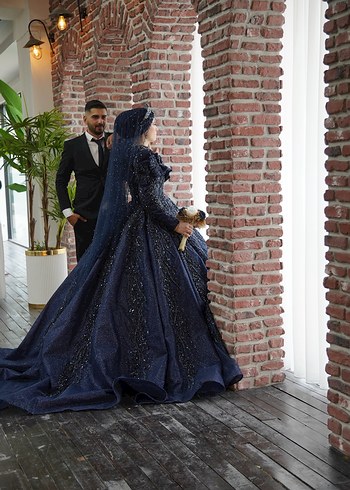 Beden lacivert Renk İncili işlemeli lacivert duvak 2000 tl