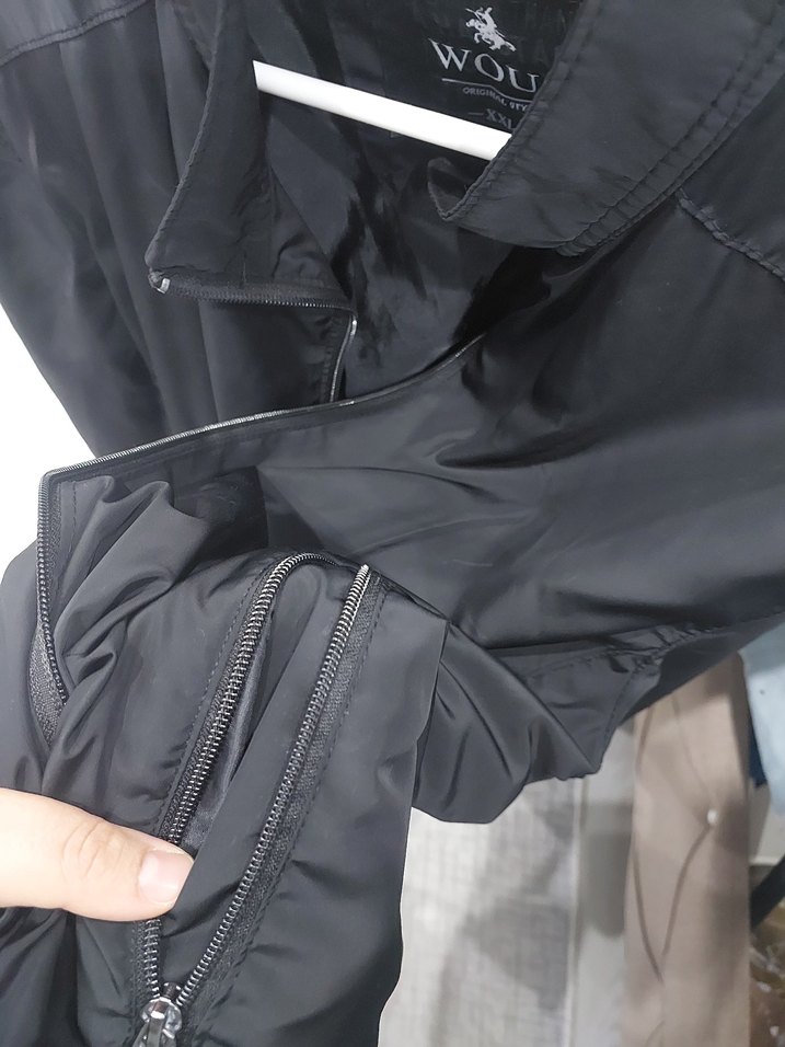 Dar Kesim Siyah Deri Kısa Ceket - Görsel 5