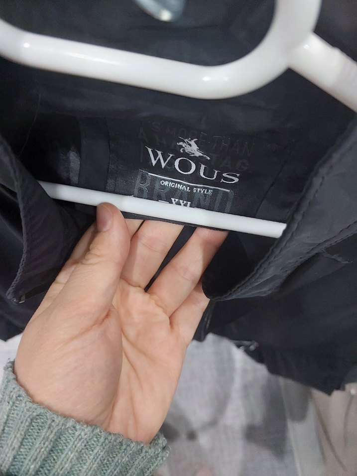 Dar Kesim Siyah Deri Kısa Ceket - Görsel 3