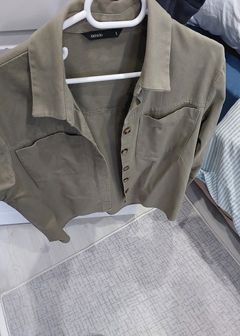 Düğmeli Bej Kadın Keten Gömlek - Görsel 5