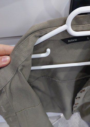 Düğmeli Bej Kadın Keten Gömlek - Görsel 2