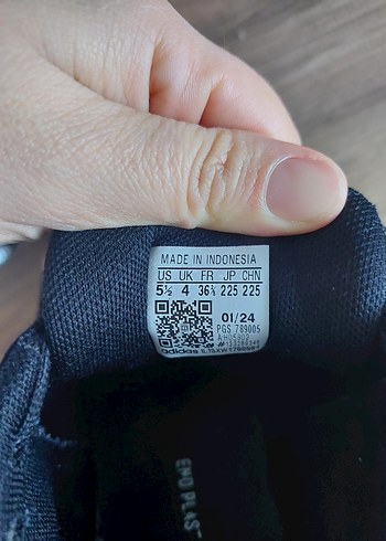 Kadın Siyah Düz Taban Spor Ayakkabı - Görsel 6