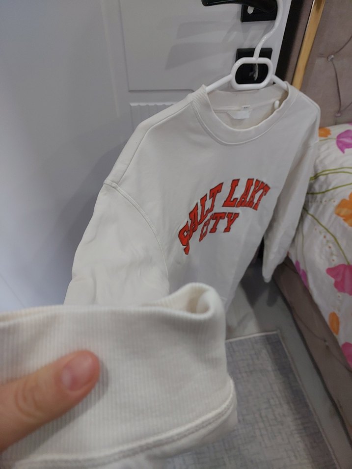 Beyaz Pamuklu Kısa Sweatshirt - Görsel 3