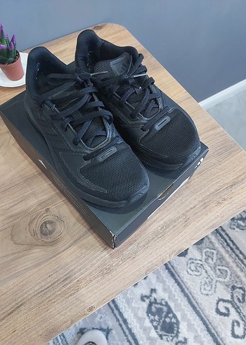 Siyah Kadın Spor Ayakkabı Velcro Detaylı - Görsel 2